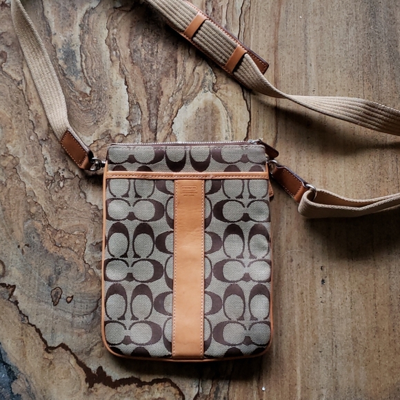 Coach Handbags - Coach purse